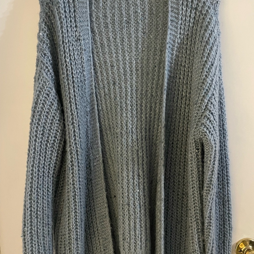 Women’s a.n.a Oversized Soft Blue Knit Cardigan in size small